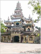 Eight story gatehouse in very elaborate style.