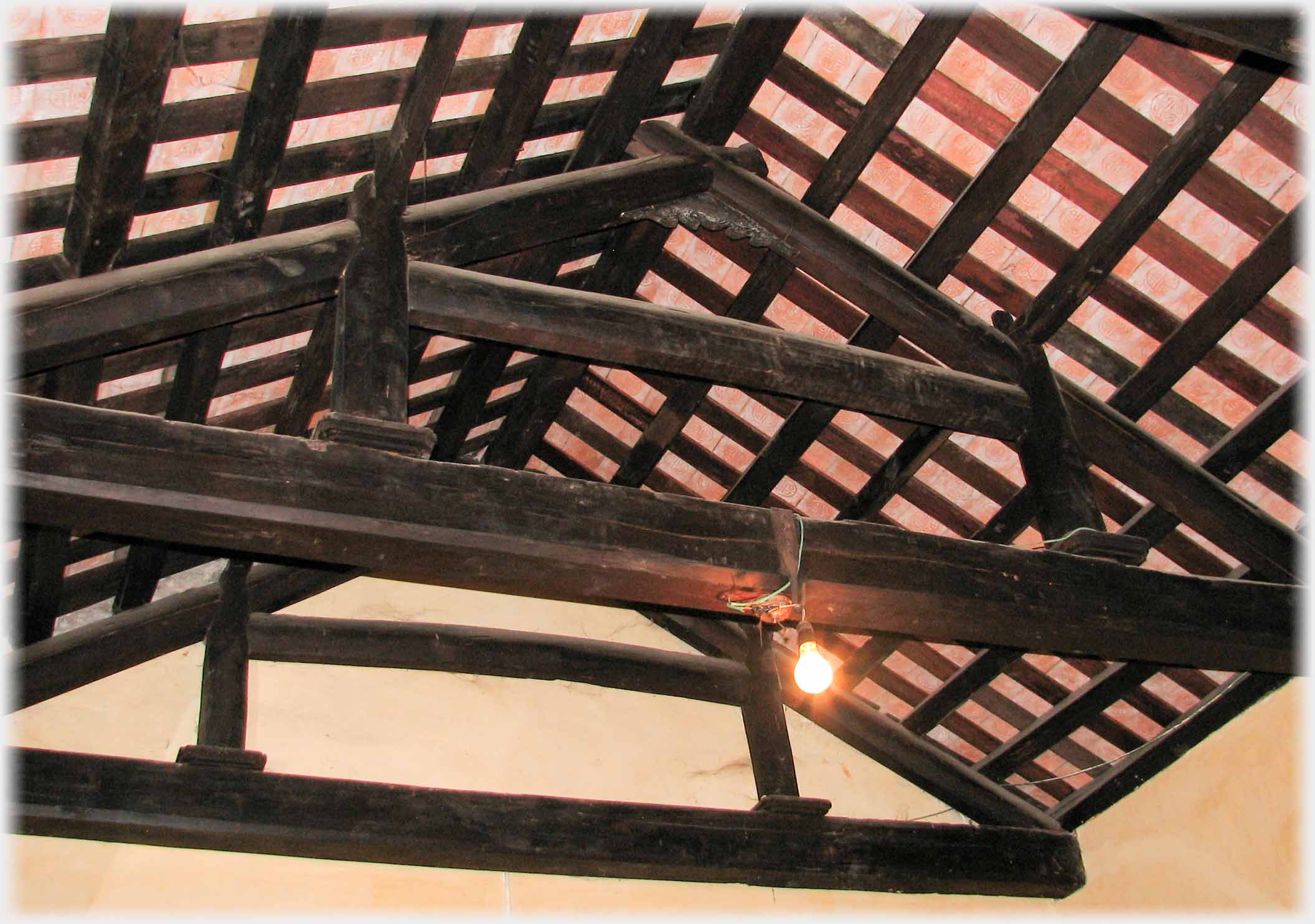 Roof beams with an 'H' support.